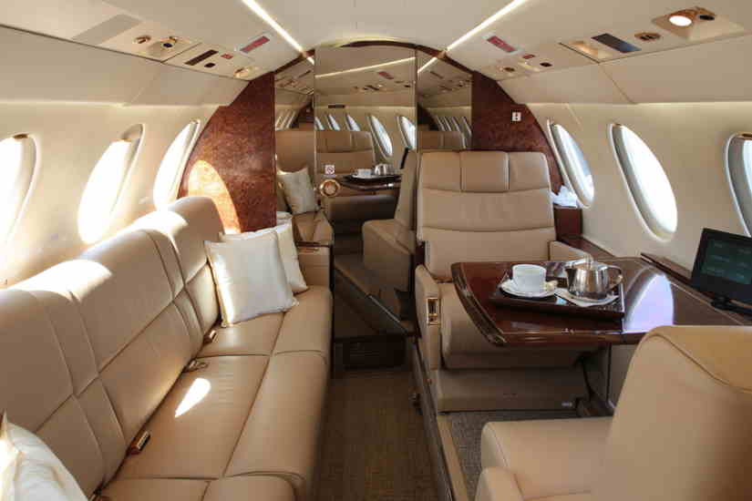 Dassault Falcon 50 EX zakenjet