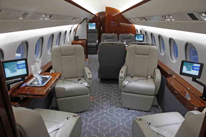 Dassault Falcon 900 cabine