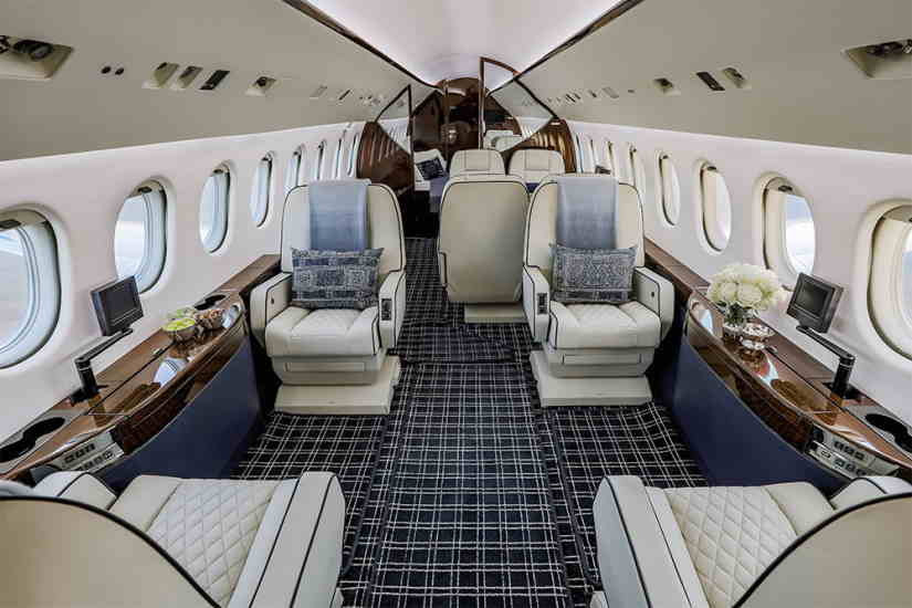 Dassault Falcon 900 EX cabine