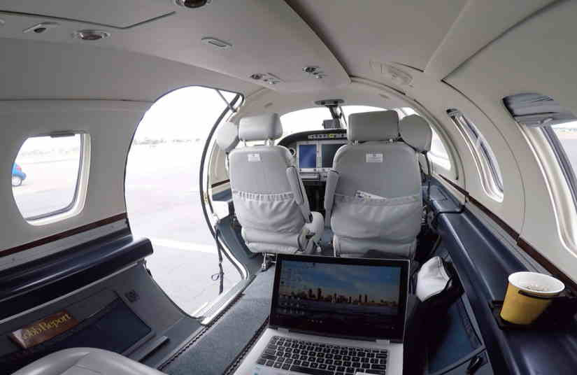 Eclipse 500 zakenjet