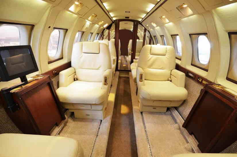 Beechcraft Hawker 800B cabine