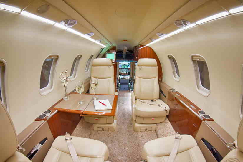 Learjet 40 XR zakenjet
