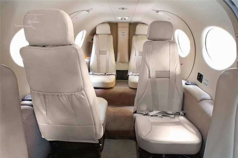 AdamJet A500 cabine