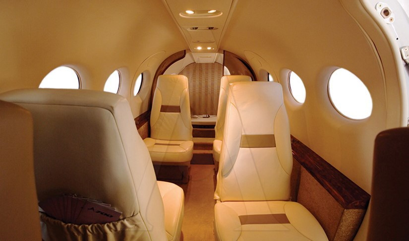 AdamJet A700 cabine