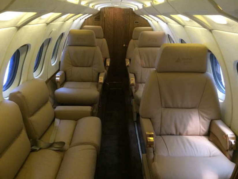 Beechcraft Hawker 700 cabine
