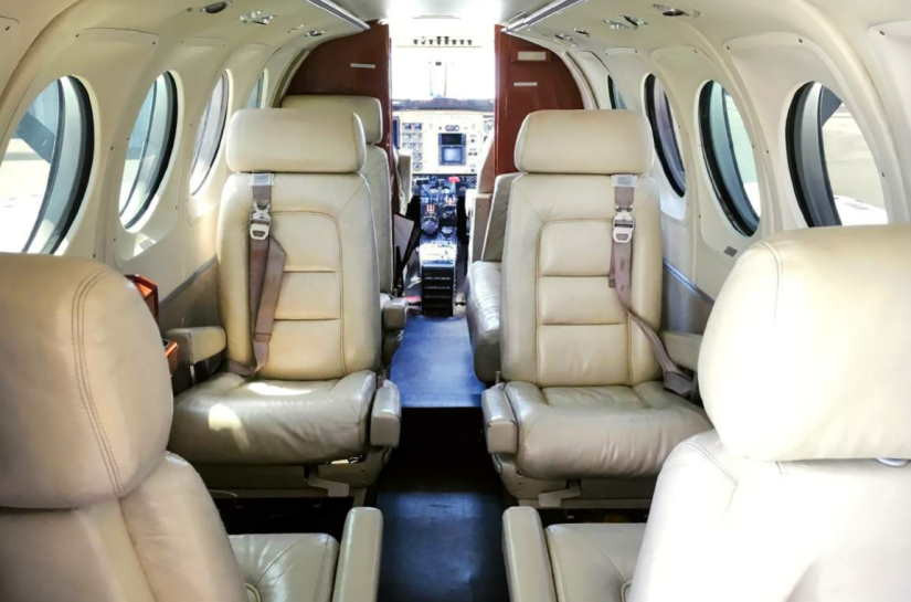 Beechcraft King Air 100 cabine