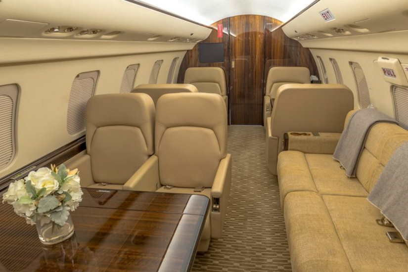 Bombardier Challenger 600 zakenvliegtuig