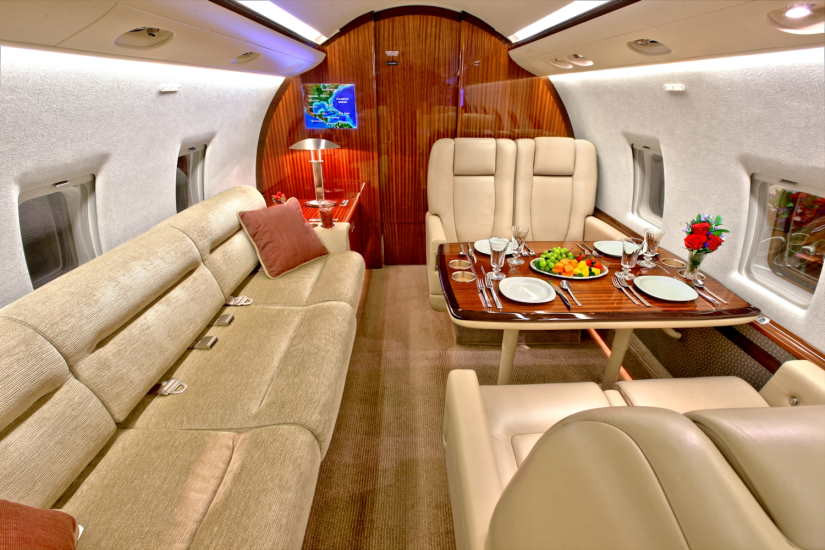 Bombardier Challenger 604 zakenvliegtuig