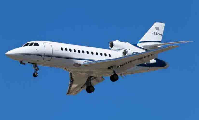 Dassault Falcon 900 aircraft